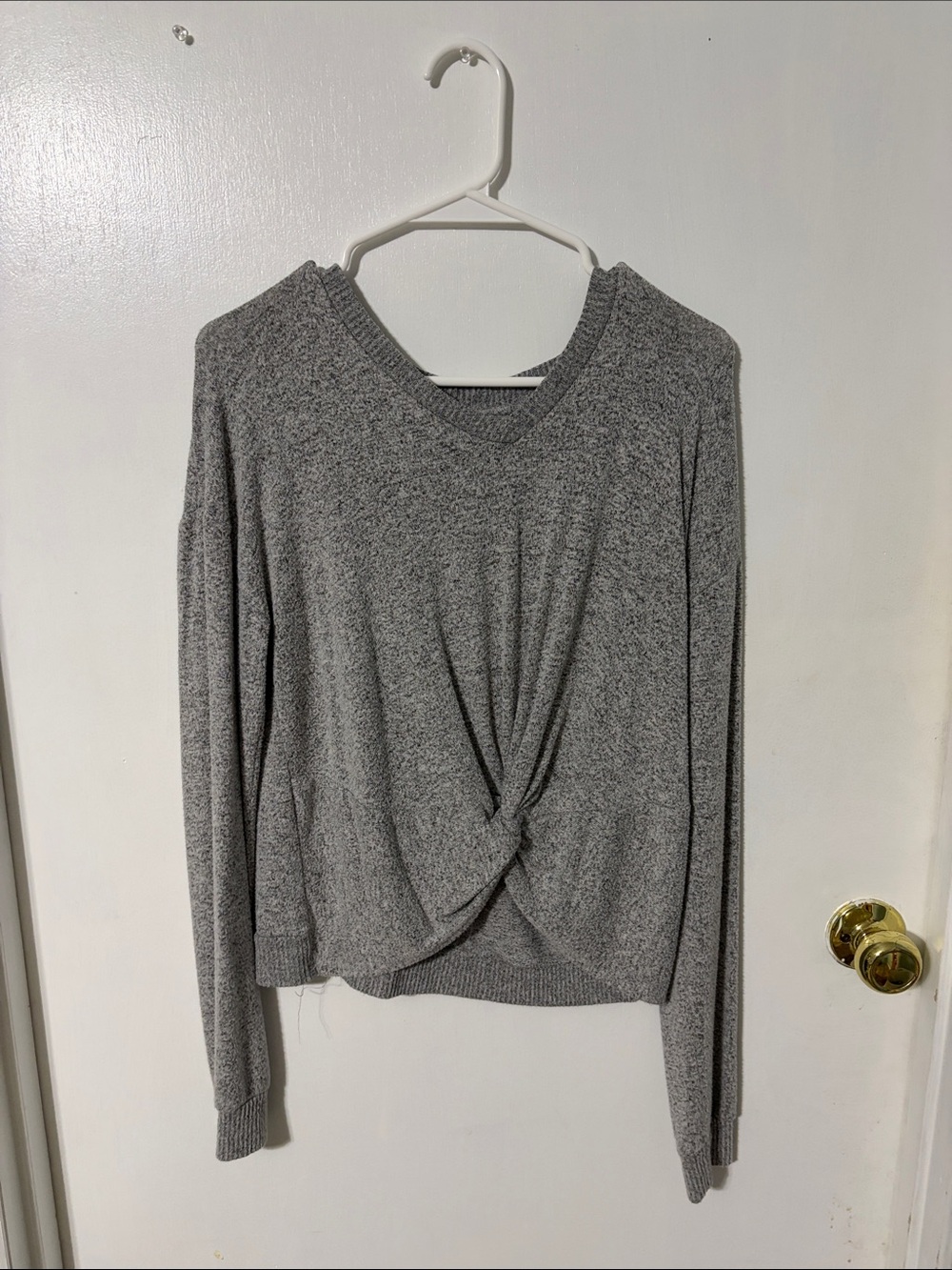SO Gray Twist-Front Long Sleeve Knit Top
